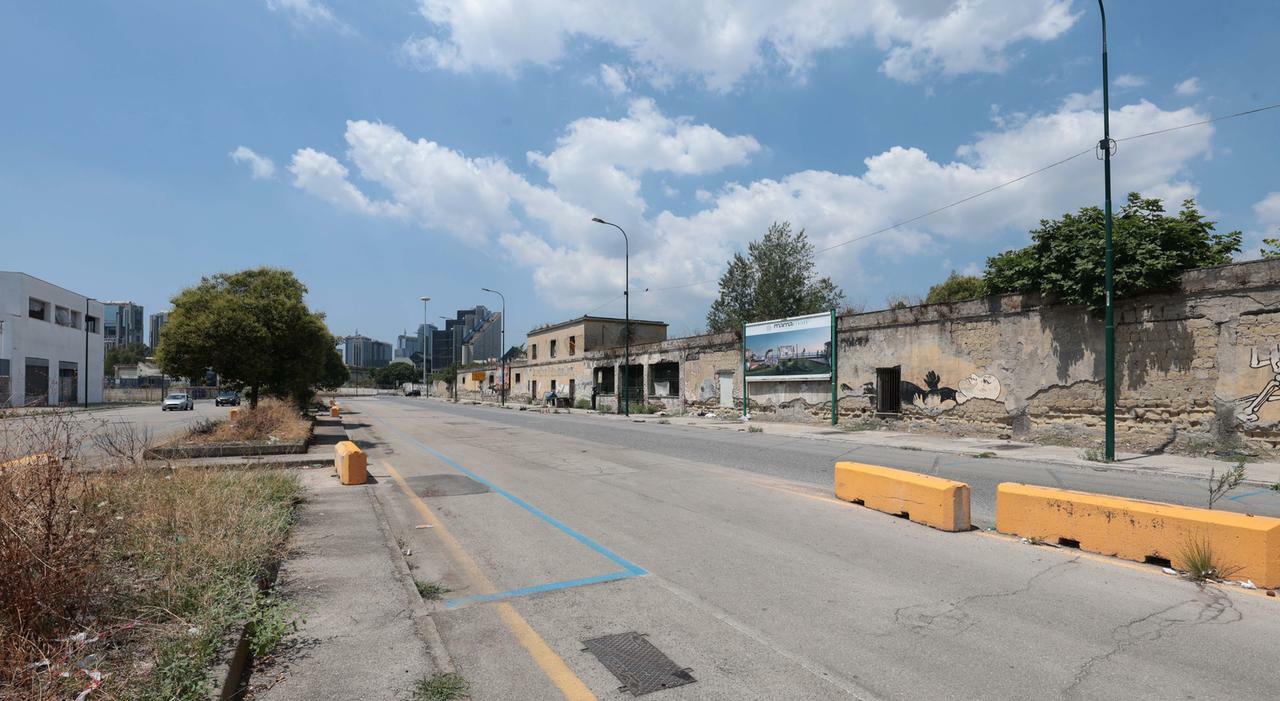 Napoli, nuovo stadio al Caramanico: è duello Comune Regione