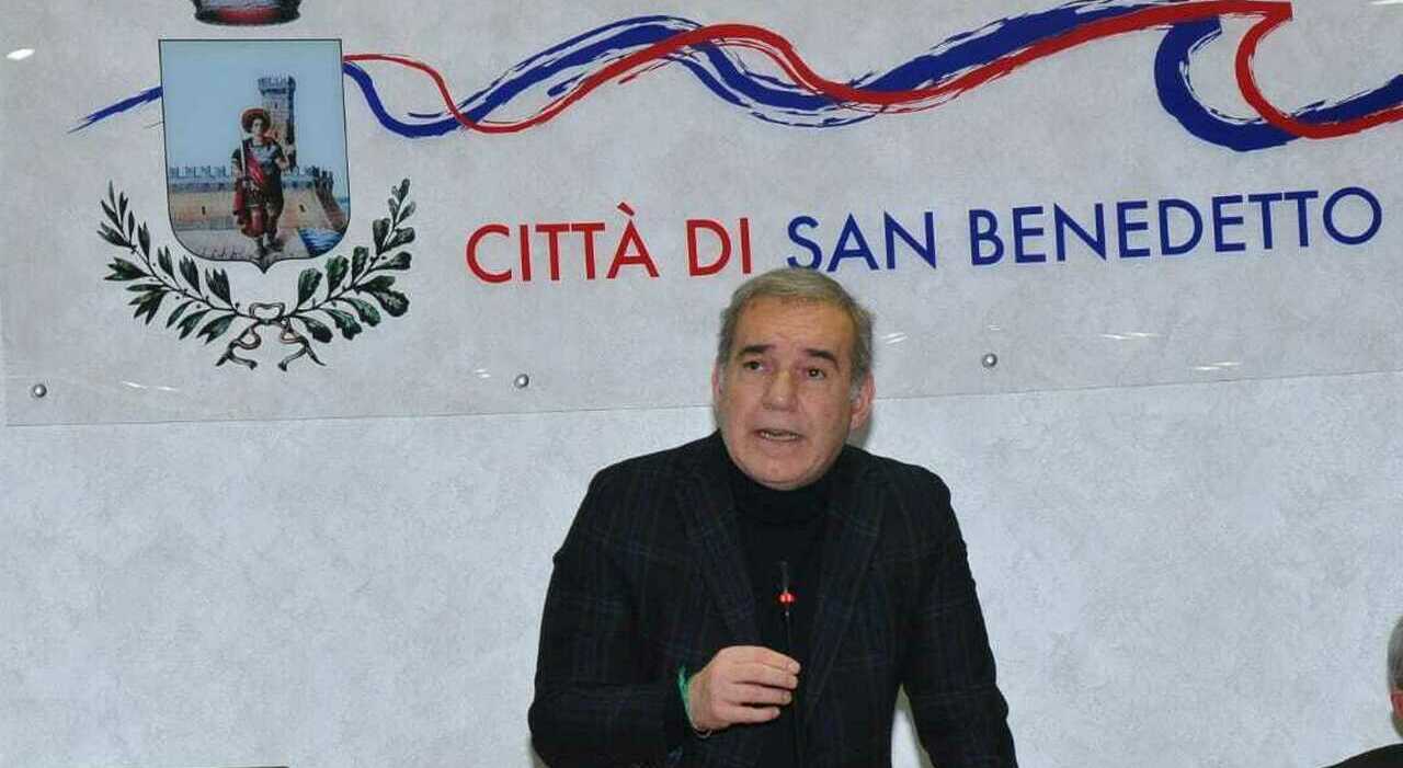 San Benedetto, Spazzafumo va allo scontro finale: «Venite in Consiglio a sfiduciarmi». Richiesta convocazione urgente
