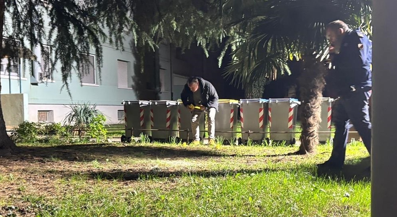 Sparatoria fra rom per un regolamento di conti in via della Roggia, 4 persone ferite: una è in fin di vita