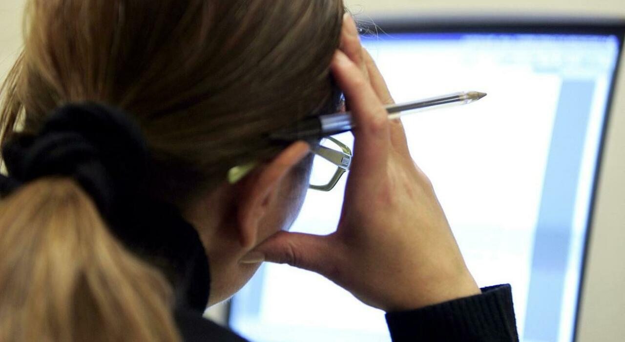 Lavoro ti detesto: il 54% degli italiani è stanco e demotivato. E pesa l