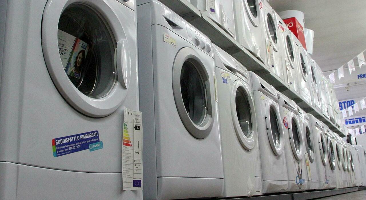 Bonus elettrodomestici, quanto si risparmia sulla bolletta cambiando dispositivo? Domande al via il 18 novembre