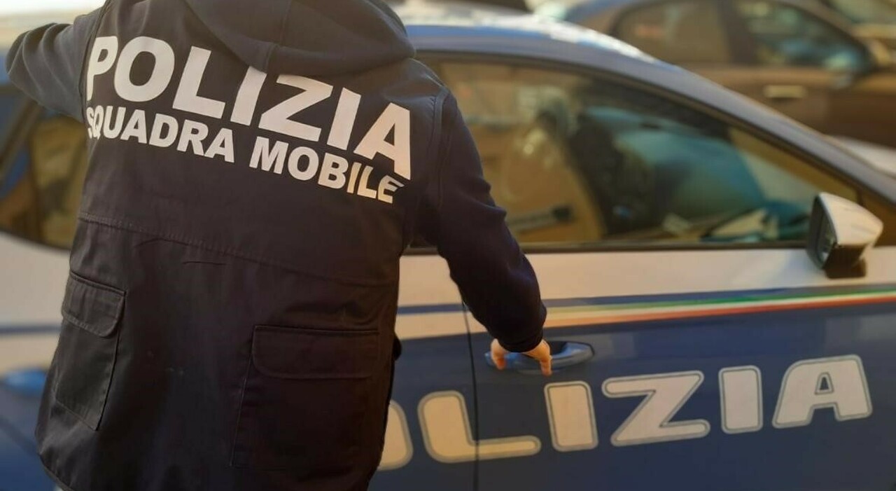 mamma uccide il figlio di 9 anni tagliandogli la gola la donna era in cura al centro di salute mentale