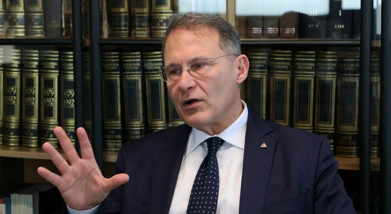 Regionali Campania, Cirielli al forum del Mattino: ?«Subito un nuovo piano casa, basta pregiudizi: non siamo la regione degli abusivisti» Regionali Campania, Cirielli al forum del Mattino: ?«Subito un nuovo piano casa, basta pregiudizi: non siamo la regione degli abusivisti»