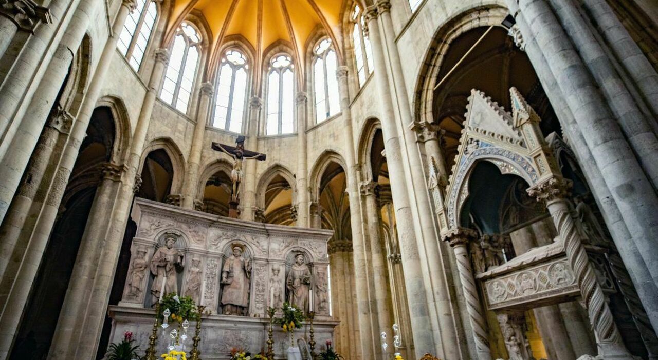 Chiese, palazzi e sculture restyling e lavori in corso: «Napoli cantiere cultura» Chiese, palazzi e sculture restyling e lavori in corso: «Napoli cantiere cultura»