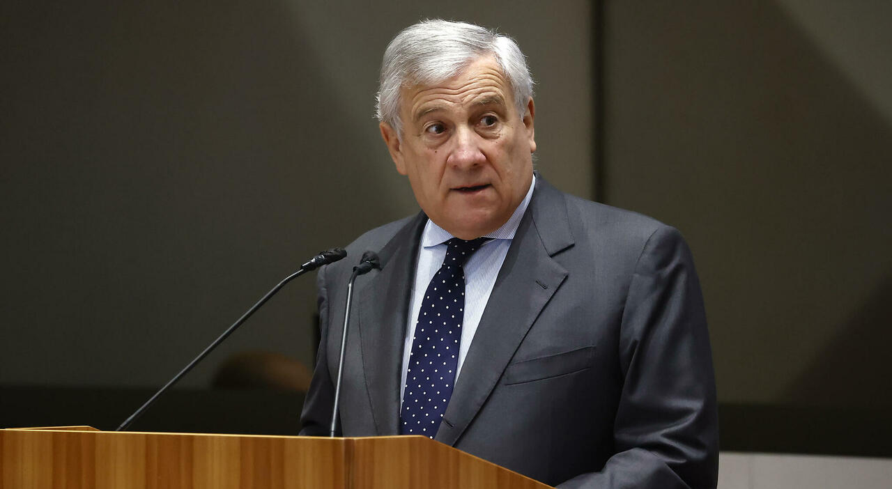 Antonio Tajani a Napoli, su risoluzione Trump: «Dibattito aperto, Cina e Russia determinanti per scelte»
