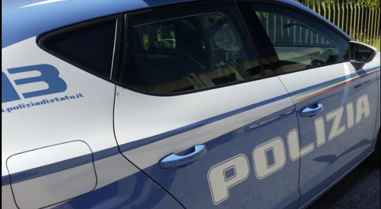 Napoli, spari contro un 26enne a Barra: morto all Napoli, spari contro un 26enne a Barra: morto all