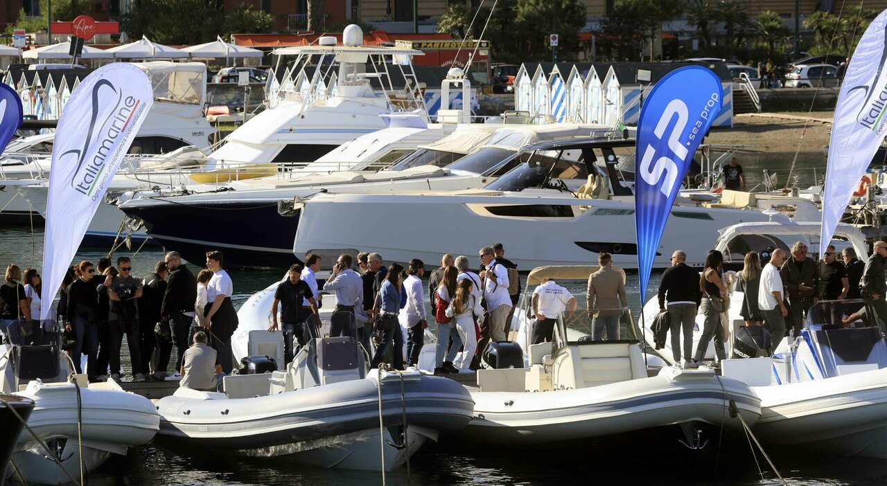 Navigare, oltre 50mila visitatori per il salone nautico di Napoli: «Il futuro della nautica da diporto è roseo» Navigare, oltre 50mila visitatori per il salone nautico di Napoli: «Il futuro della nautica da diporto è roseo»
