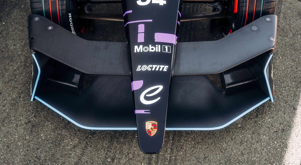 Un dettaglio della Porsche Formula E