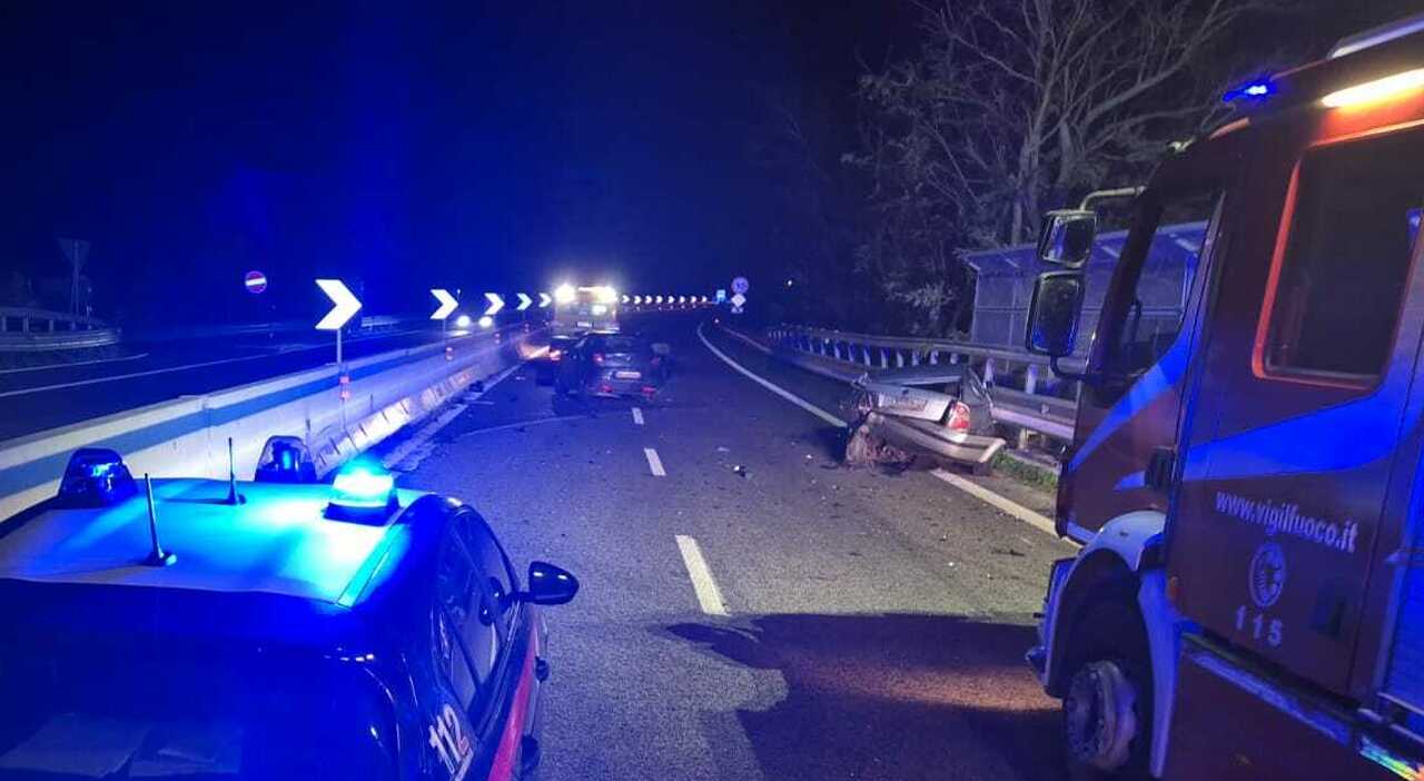 Salento, incidente stradale sulla statale16: ferita una donna Salento, incidente stradale sulla statale16: ferita una donna