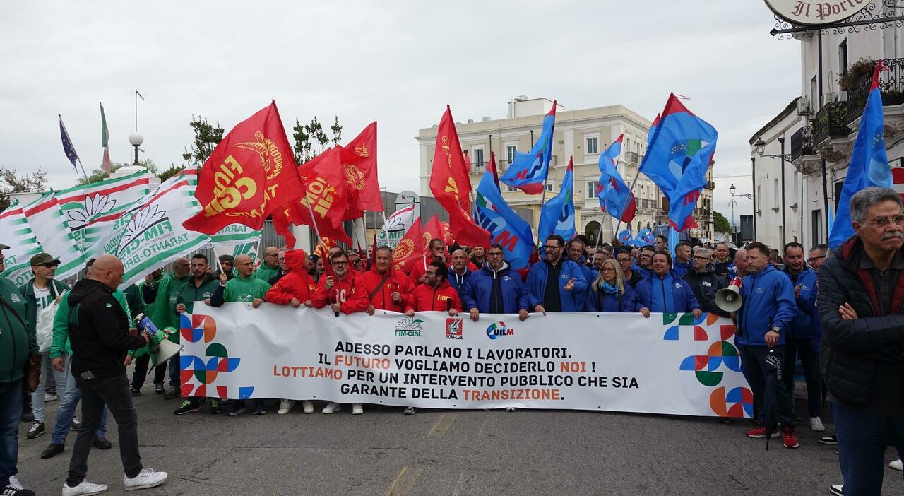 Ex Ilva, vertice con i sindacati. Spunta l