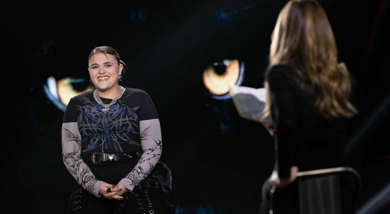 BigMama: «Sono una fan del sesso libero. Il bullismo mi ha distrutta, quando torno a scuola ho paura. Ho pensato al suicidio» BigMama: «Sono una fan del sesso libero. Il bullismo mi ha distrutta, quando torno a scuola ho paura. Ho pensato al suicidio»