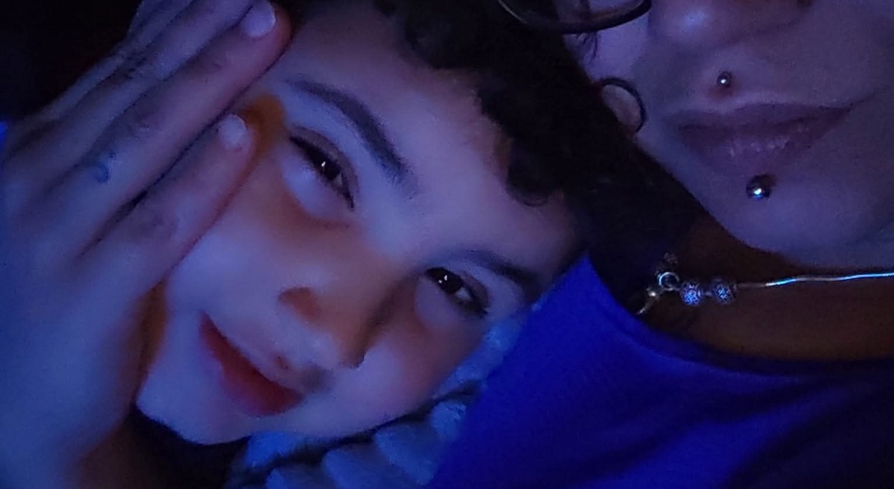 Elia Perrone ucciso a coltellate a 8 anni, il cadavere della mamma Nouja Minniti trovato in mare da un sub: ipotesi omicidio suicidio Elia Perrone ucciso a coltellate a 8 anni, il cadavere della mamma Nouja Minniti trovato in mare da un sub: ipotesi omicidio suicidio