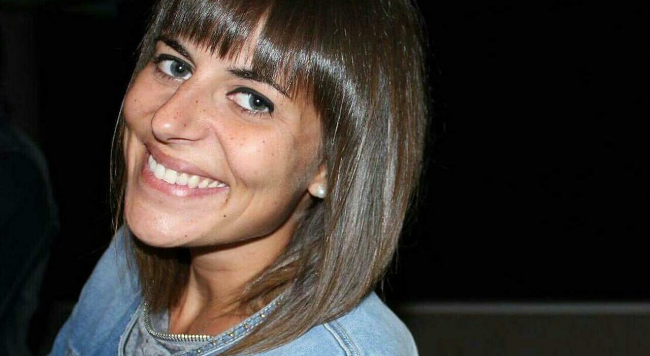 Valentina Mitri stroncata a 40 anni dalla malattia, lascia il marito e due figlie: «Le dispiaceva far soffrire i suoi cari»