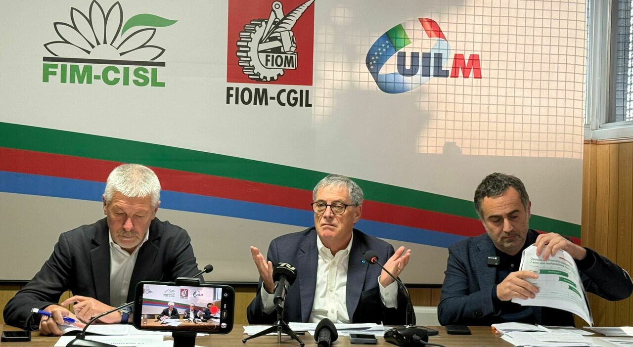 Ex Ilva, la rivolta degli operai. Il Governo frena sulla cassa