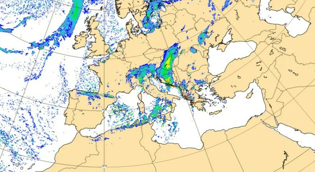 neve anche in pianura e al centrosud ecco dove e quando l italia entra nell inverno