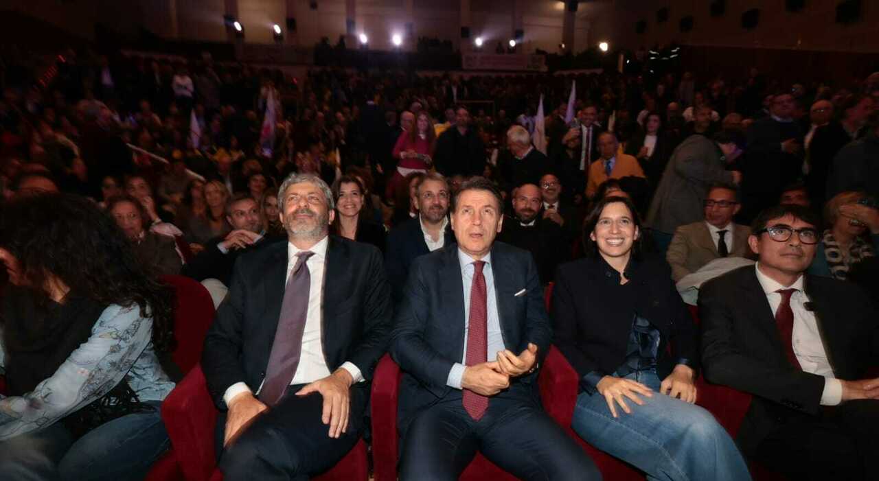 regionali in campania campo largo tutti i leader insieme sul palco di napoli uniti vinciamo ovunque da Ilmattino.it regionali in campania campo largo tutti i leader insieme sul palco di napoli uniti vinciamo ovunque