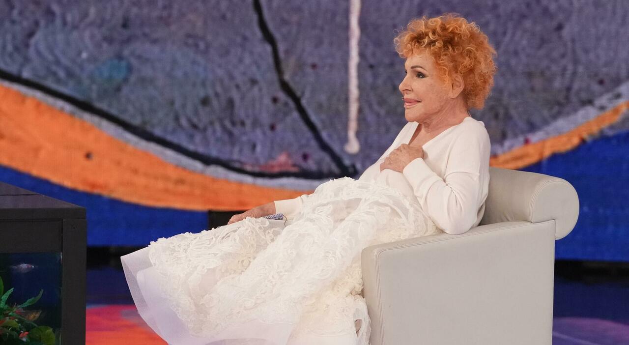 Ornella Vanoni morta, gli ultimi giorni: «Dolore a una vertebra, come un coltello nella schiena. Domenica non vado da Fazio»