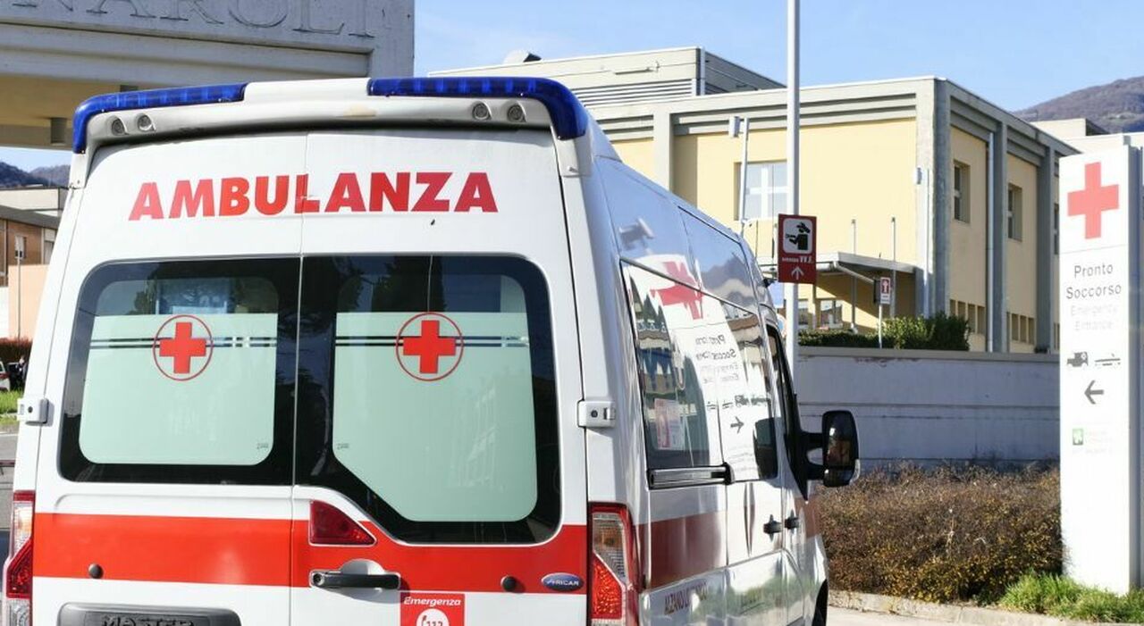 https://statics.cedscdn.it/photos/MED_HIGH/2025/11/22/9204723_22165638_minaccia_suicidio_medici_non_gli_credono_procedura_tso_ospedale_san_martino_belluno.jpg