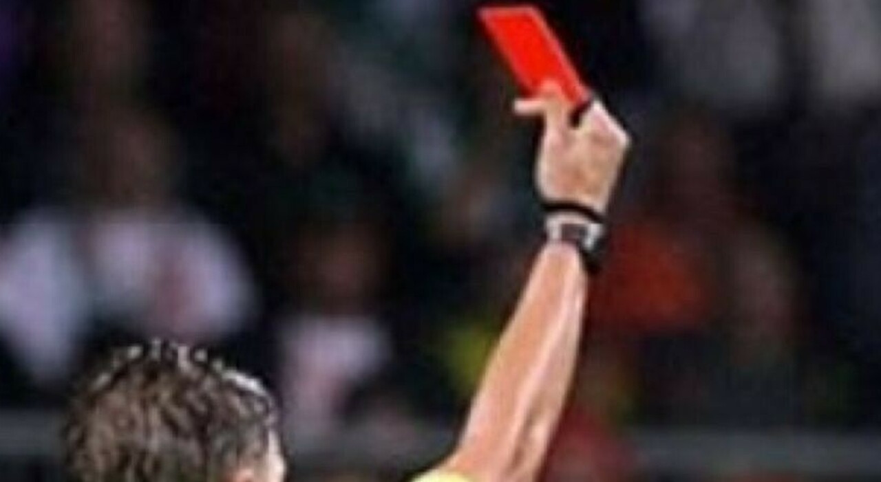 Grottammare, insulti razzisti contro un avversario: maxi squalifica (e 1.000 euro di multa) per 2 baby calciatori