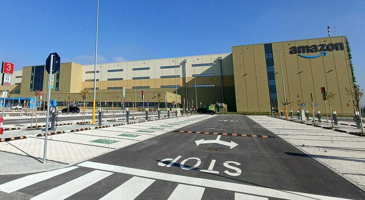 Hub Amazon a Jesi, anche la Regione ammette: «Non abbiamo strumenti per accelerare l