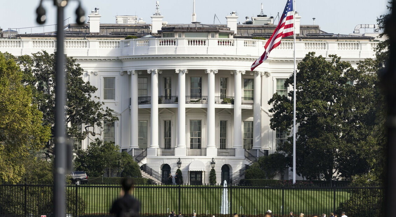 Sparatoria vicino alla Casa Bianca: «Colpiti due membri della Guardia Nazionale». Cosa sta succedendo