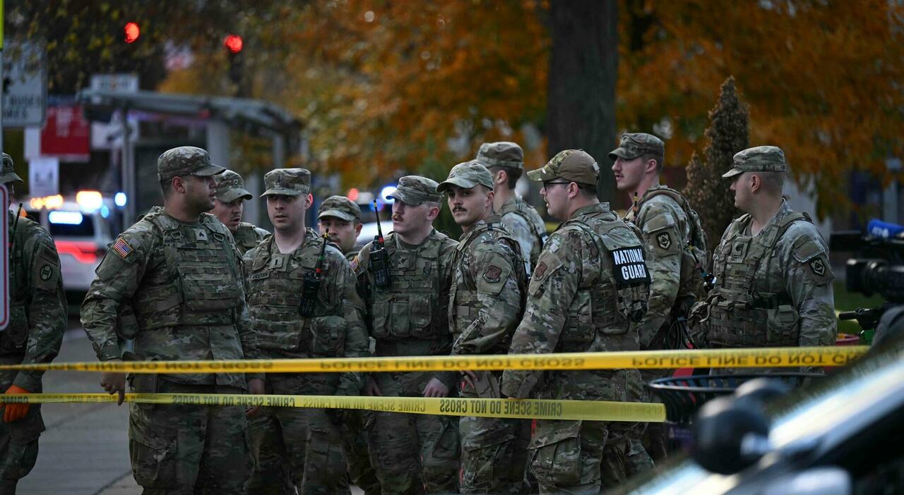 Sparatoria alla Casa Bianca, feriti due soldati della Guardia Nazionale: «Uno è grave». Fermato un sospetto