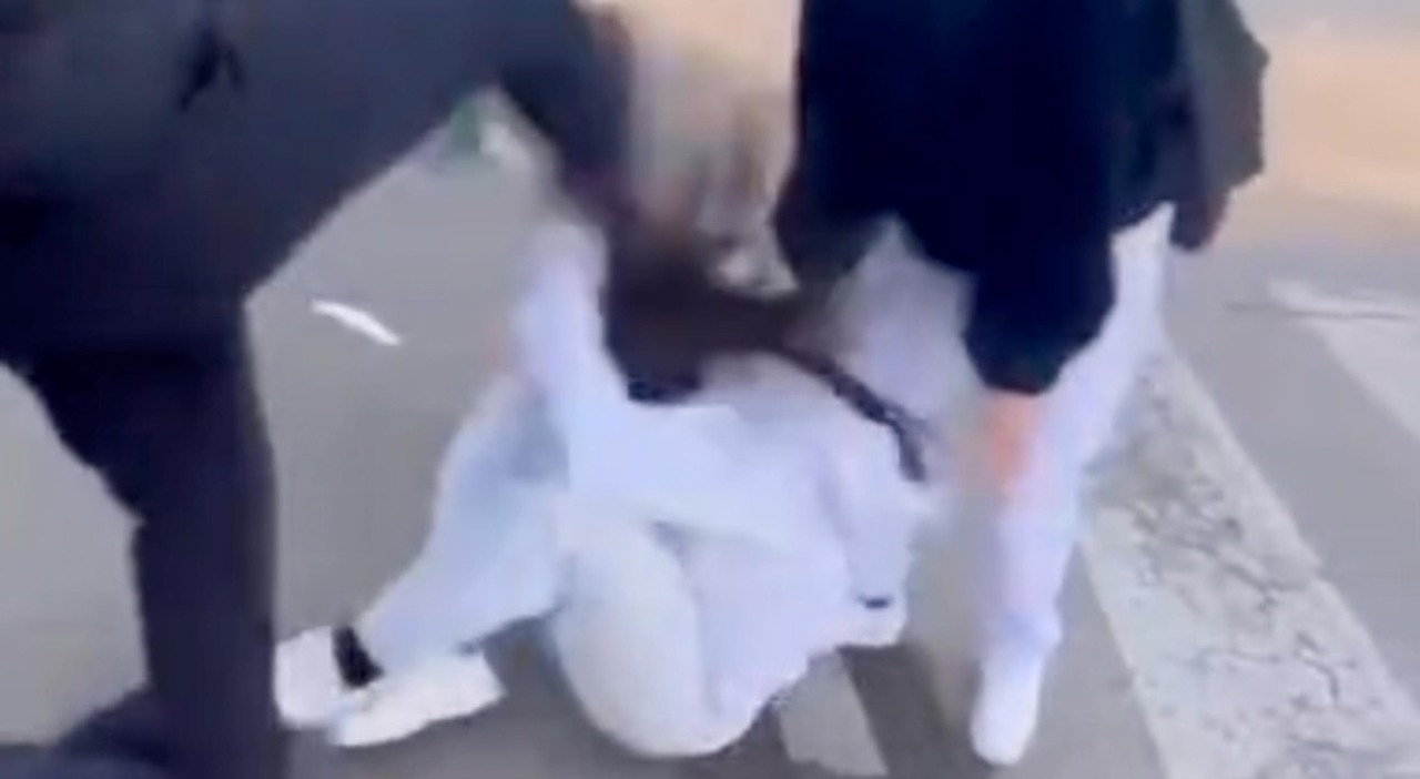 baby gang arrestate le due boss 16enni mesi di rapine e violenze su ragazzine e disabili una va in carcere in toscana l altra in comunit224 in calabria da Ilgazzettino.it baby gang arrestate le due boss 16enni mesi di rapine e violenze su ragazzine e disabili una va in carcere in toscana l altra in comunit224 in calabria