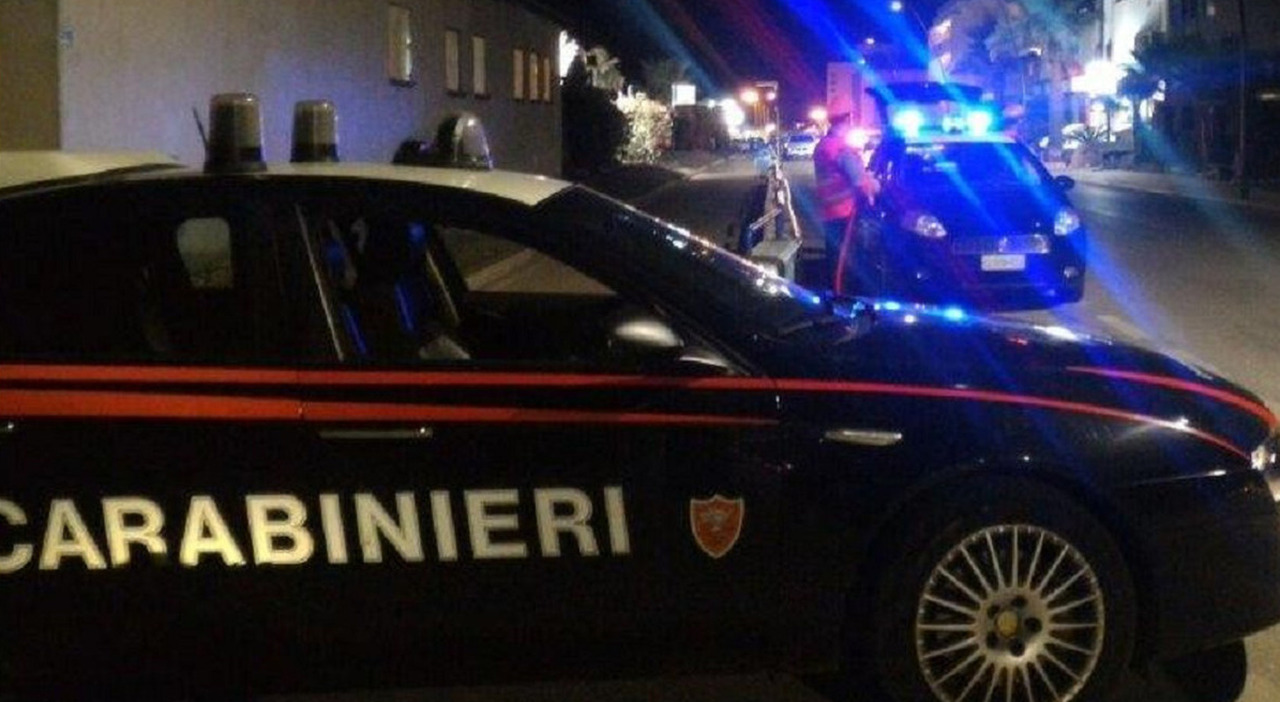 Sfregiata dal marito: le coltellate al volto in strada, 29enne salvata dai passanti. L