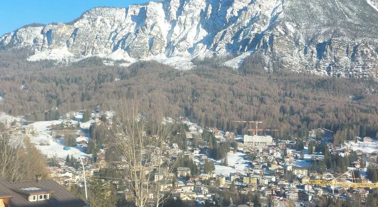 Cortina, sì (sofferto) alla maxi antenna per le Olimpiadi: via libera dalle Regole d