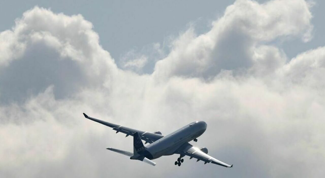 Airbus, decine di voli cancellati: quanto dureranno i disagi? L