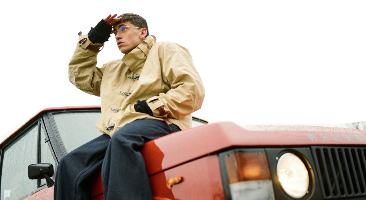 Tredici Pietro, chi è il figlio di Morandi e Anna Dan. La famiglia, il disco nato da un momento difficile e il cognome (che non usa): «I raccomandati non mi piacciono»