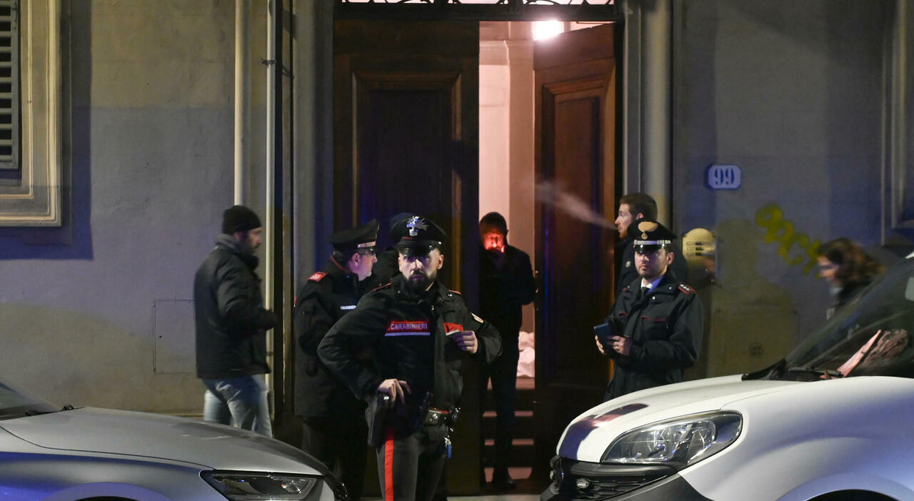 Marito e moglie trovati morti, sui corpi ferite da taglio: «Casa piena di sangue». Duplice omicidio o omicidio suicidio?