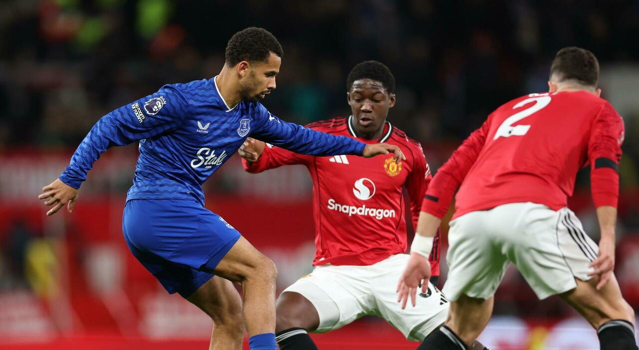 Calciomercato Napoli, sprint per Mainoo: è l