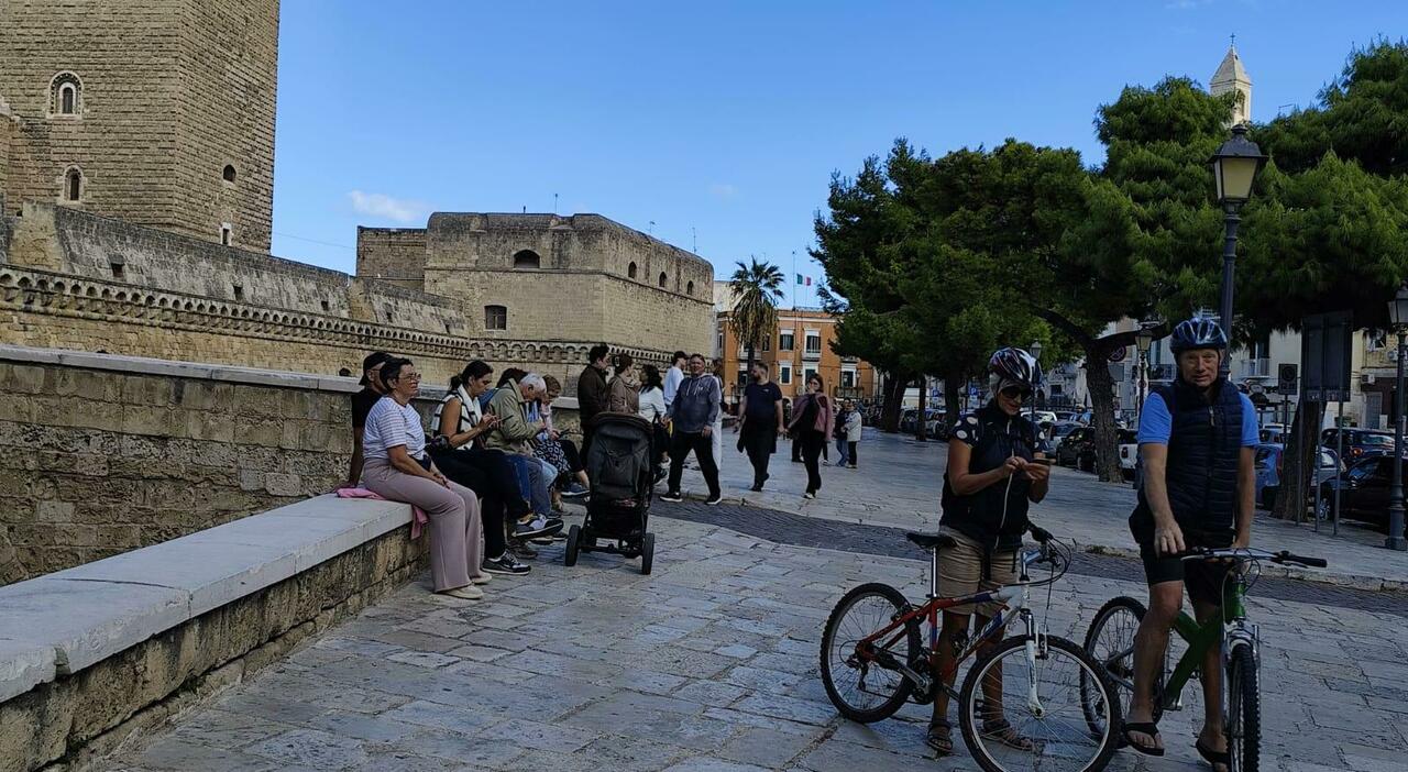 Bari, problema emergenza abitativa, gli operatori: «Basta demonizzare il turismo»