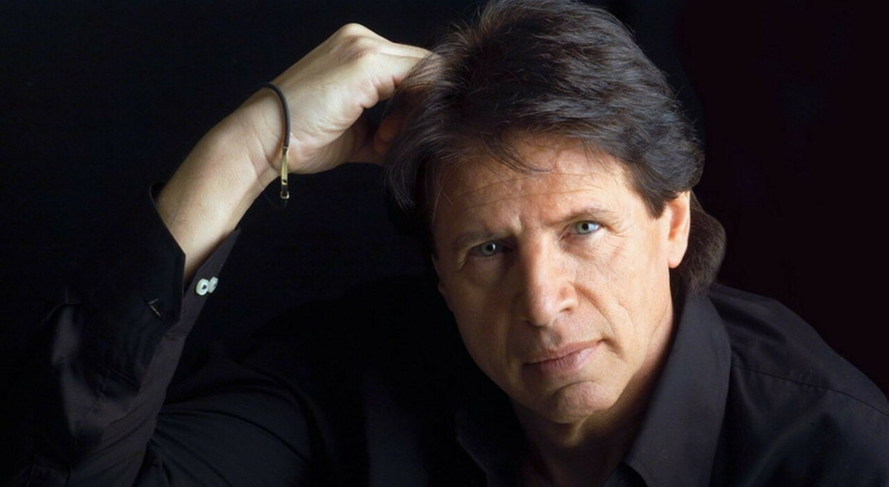 Sandro Giacobbe, morto a 75 anni il cantante di "Signora mia": lottava contro il tumore da un decennio