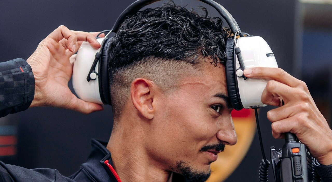 Il pilota della Porsche Pascal Verlhein