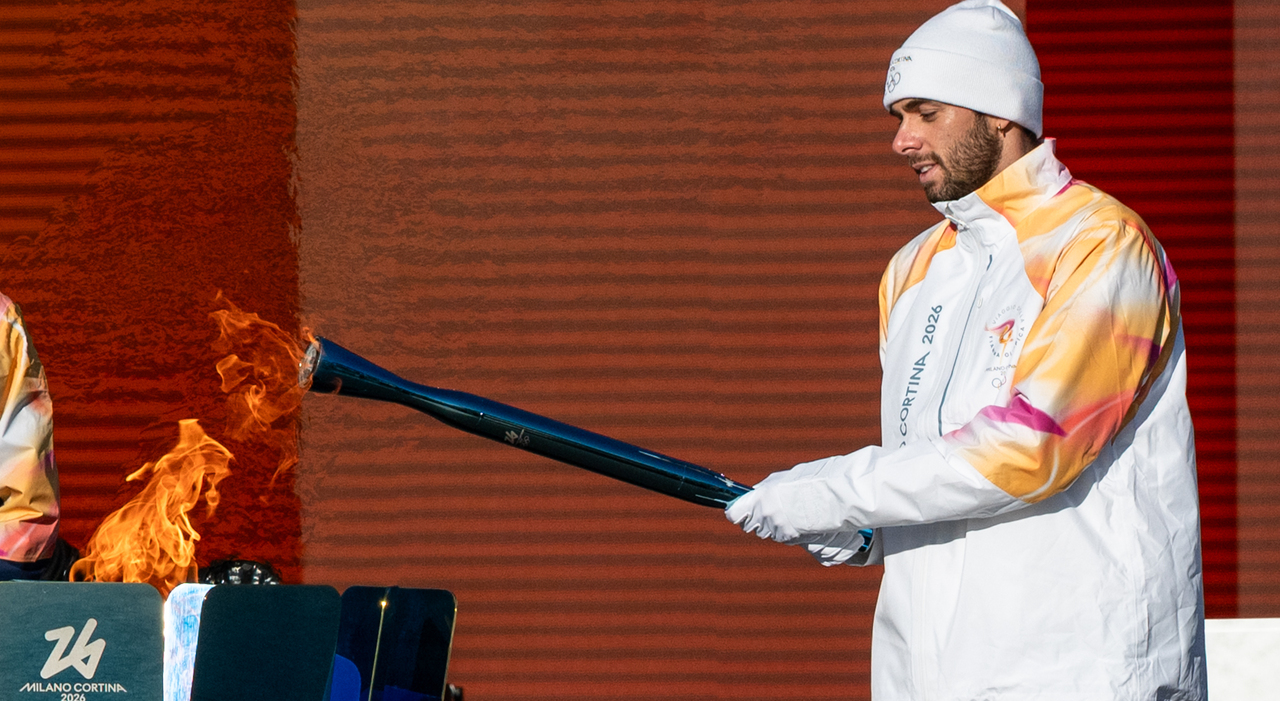 Milano Cortina 2026, al via il viaggio della fiamma olimpica con l Milano Cortina 2026, al via il viaggio della fiamma olimpica con l