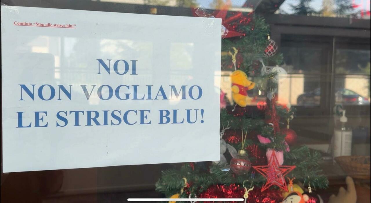 Lecce, no alle strisce blu: «Pronti ad andare in Consiglio per farci sentire» Lecce, no alle strisce blu: «Pronti ad andare in Consiglio per farci sentire»
