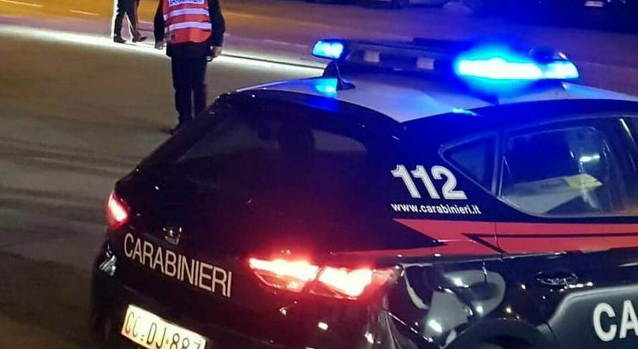Roma, scontro tra auto e microcar a Formello: morta una 16enne Roma, scontro tra auto e microcar a Formello: morta una 16enne