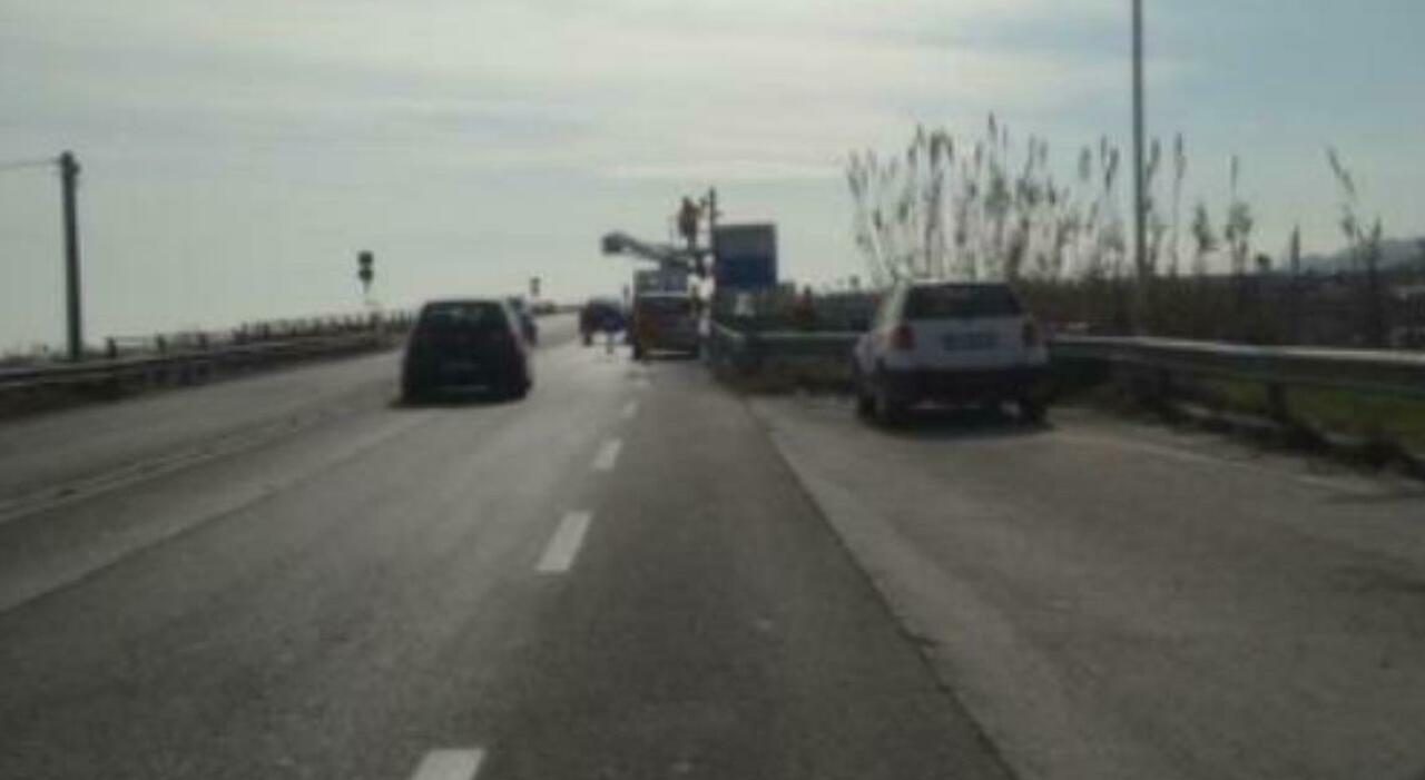 Ascoli, autovelox nel mirino. La prefettura accoglie il ricorso: «Non è omologato». Prima multa annullata Ascoli, autovelox nel mirino. La prefettura accoglie il ricorso: «Non è omologato». Prima multa annullata