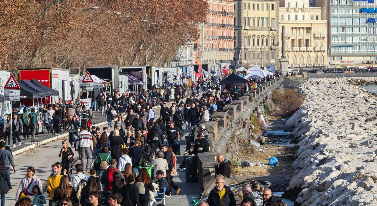 napoli circuito a via caracciolo in 40mila per le supercar da Ilmattino.it napoli circuito a via caracciolo in 40mila per le supercar
