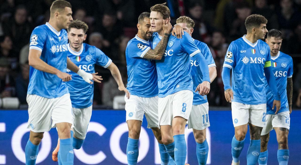 Champions League, Benfica Napoli: Conte cerca la prima vittoria in trasferta in Europa Champions League, Benfica Napoli: Conte cerca la prima vittoria in trasferta in Europa