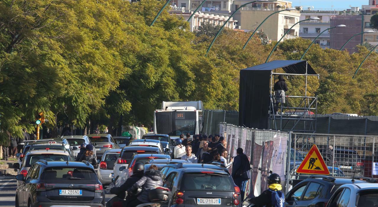 Manfredi su Napoli: «Stop alle auto in una parte del centro, ora piano traffico ad hoc» Manfredi su Napoli: «Stop alle auto in una parte del centro, ora piano traffico ad hoc»