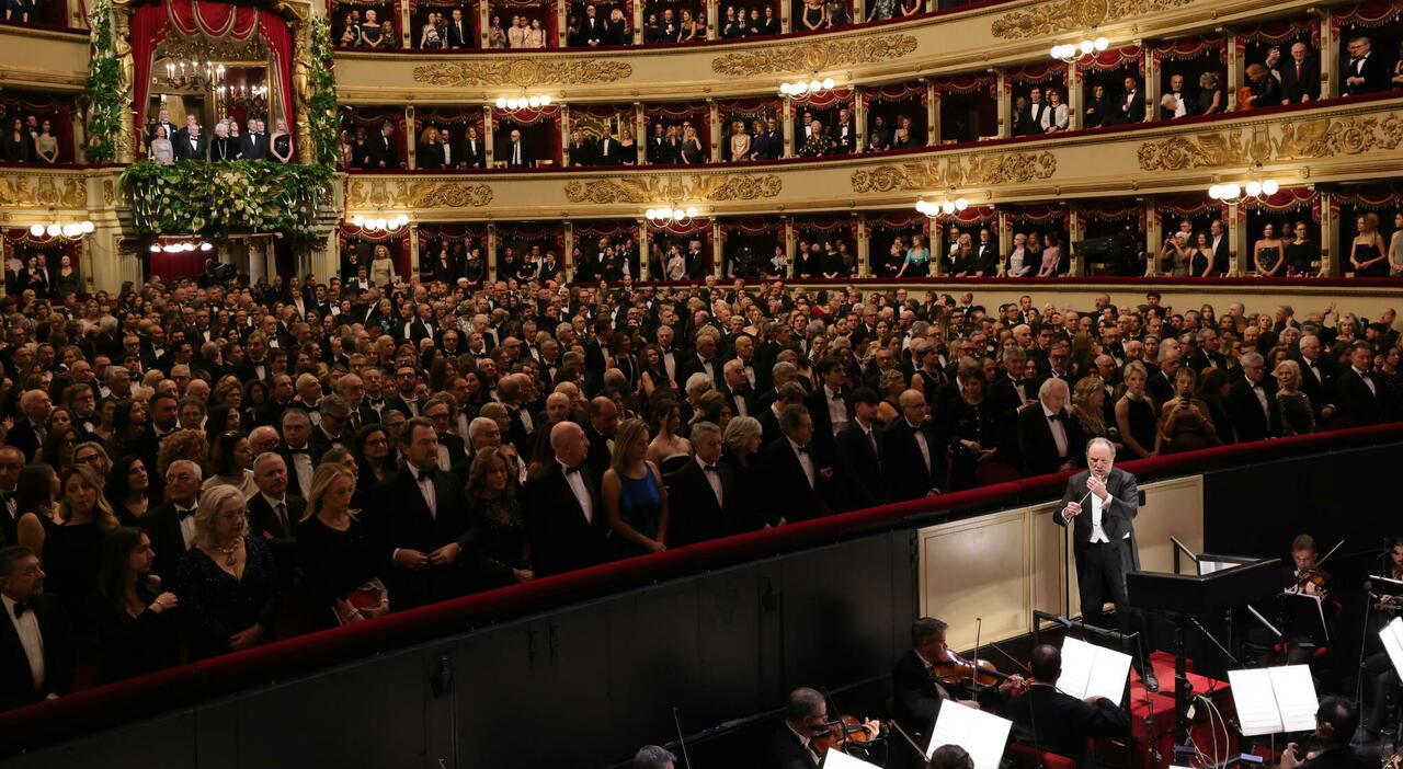 scala malore per riccardo chailly il direttore d orchestra in ospedale interrotta l opera lady macbeth da Ilmattino.it scala malore per riccardo chailly il direttore d orchestra in ospedale interrotta l opera lady macbeth
