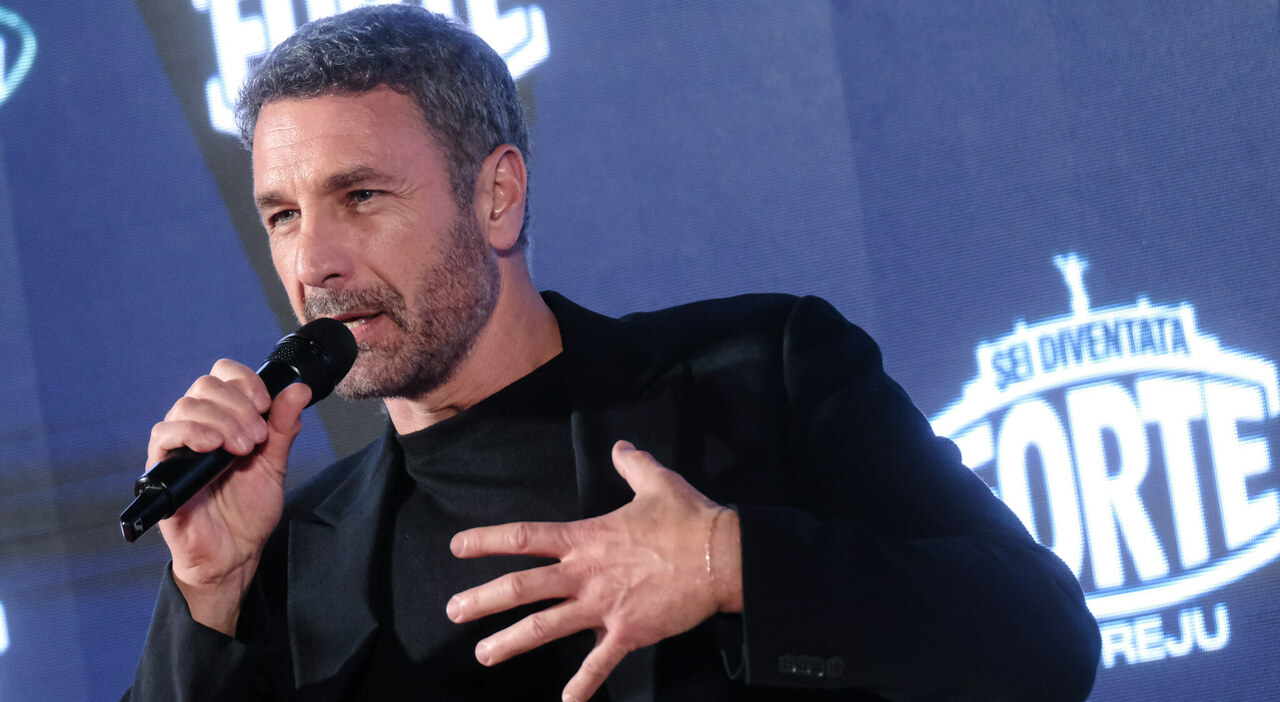 Raoul Bova: «Non ho ceduto al ricatto e sono rimasto solo. Si parlava più di Raoul Bova: «Non ho ceduto al ricatto e sono rimasto solo. Si parlava più di