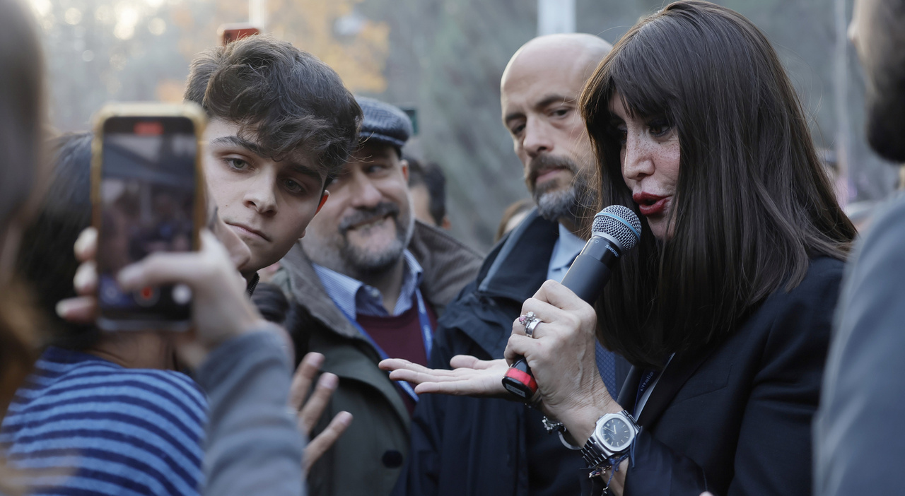 studenti medicina contro bernini cosa 232 successo dopo trattenuti dalla digos poi cacciati via e la ministra non ci ha risposto da Leggo.it studenti medicina contro bernini cosa 232 successo dopo trattenuti dalla digos poi cacciati via e la ministra non ci ha risposto