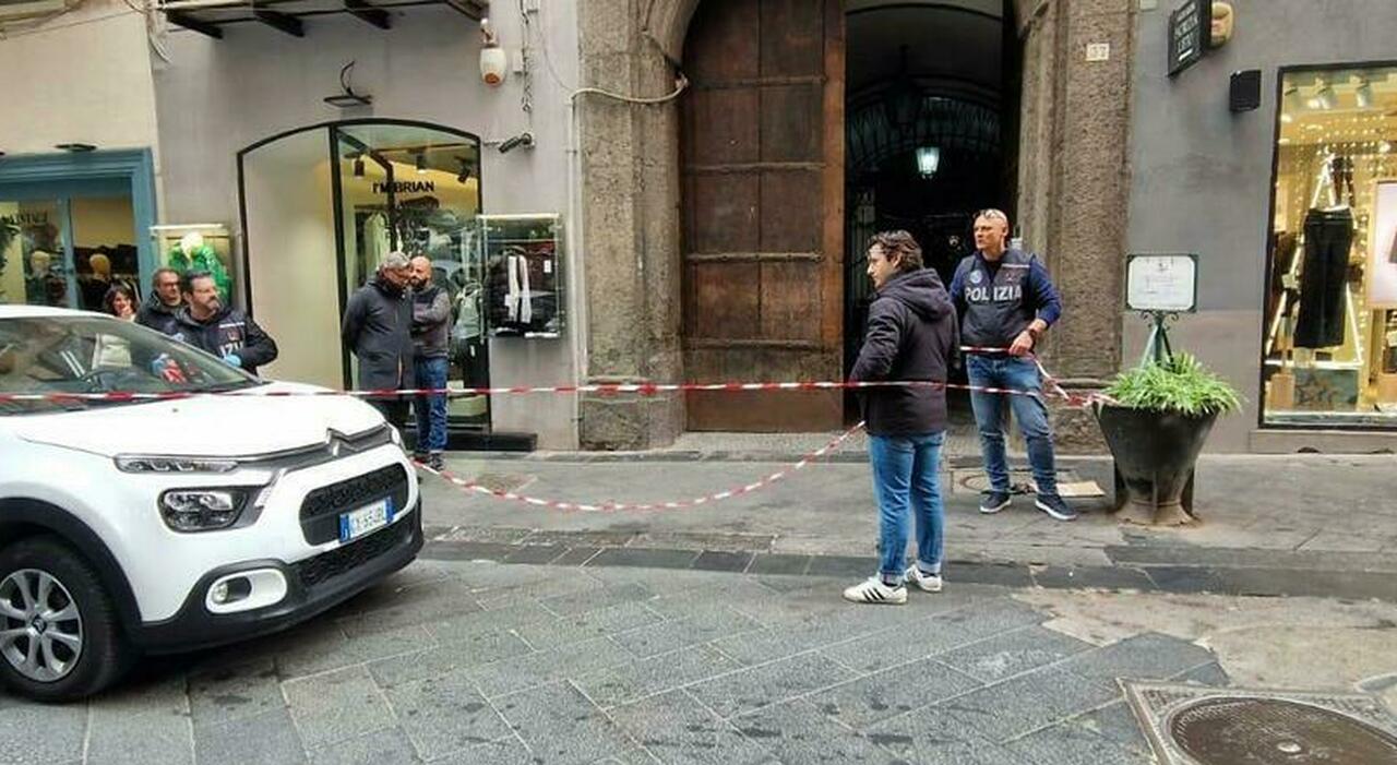 napoli spari in piazza carolina prefetto intensificati i controlli
