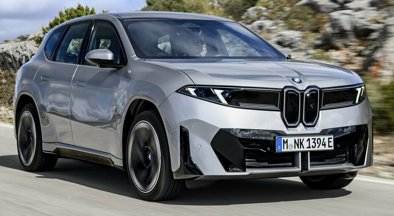 BMW iX3