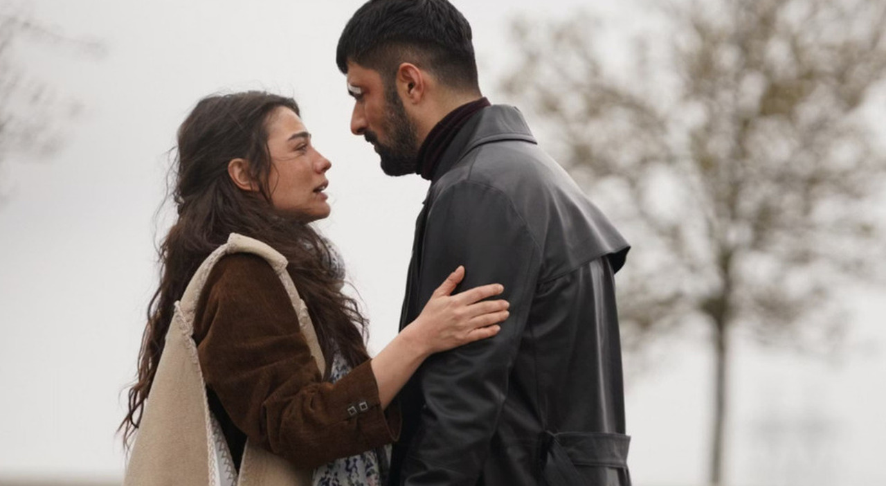 Io sono Farah, le anticipazioni di oggi: Perihan si scontra con Vera, Orhan  vuole far saltare le nozze di ​Tahir e Farah
