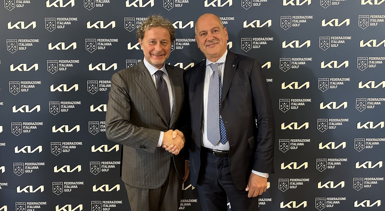 da destra Cristiano Cerchiai, Presidente della Federazione Italiana Golf e Giuseppe Bitti, Presidente di Kia Italia